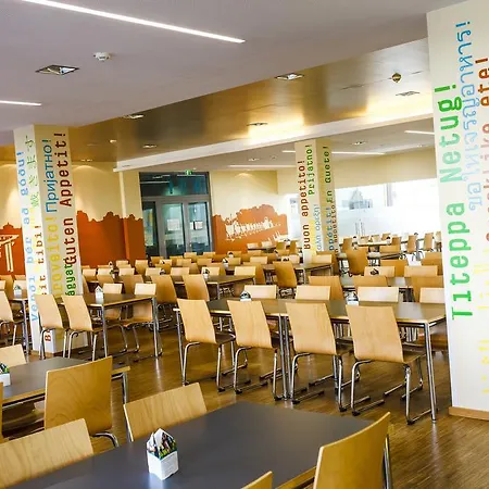 Hi Park Youth * Munich