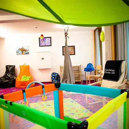 ホステル Hi パーク ユース ミュンヘン