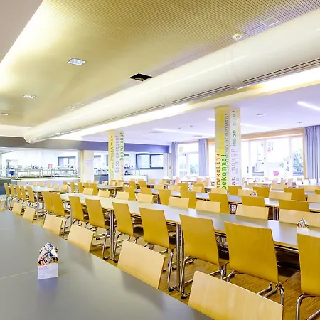 Hostal Hi Park Youth *