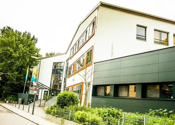 Hi Park Youth Albergue *